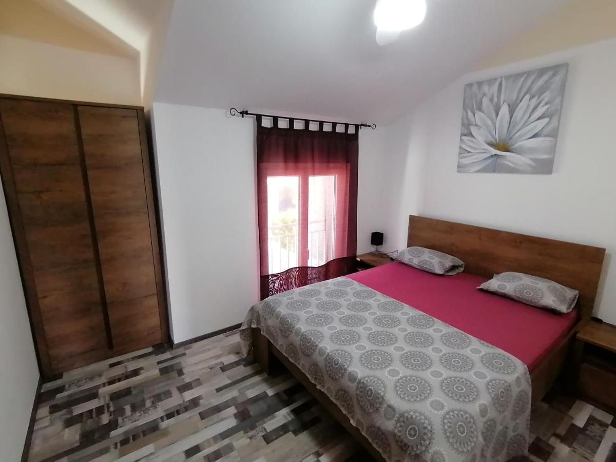 הוילה House Srima-Vodice Dalmatia מראה חיצוני תמונה