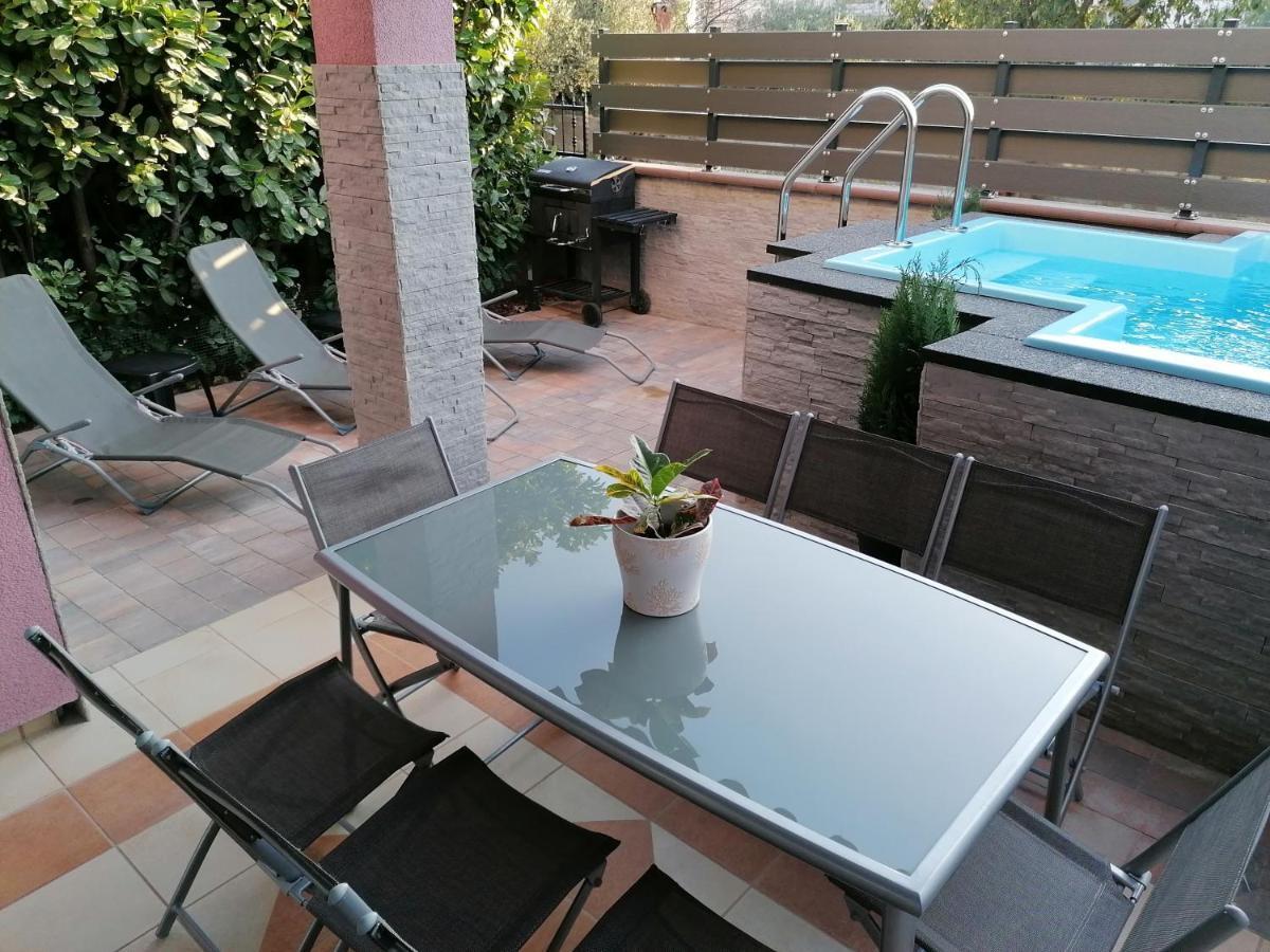 הוילה House Srima-Vodice Dalmatia מראה חיצוני תמונה
