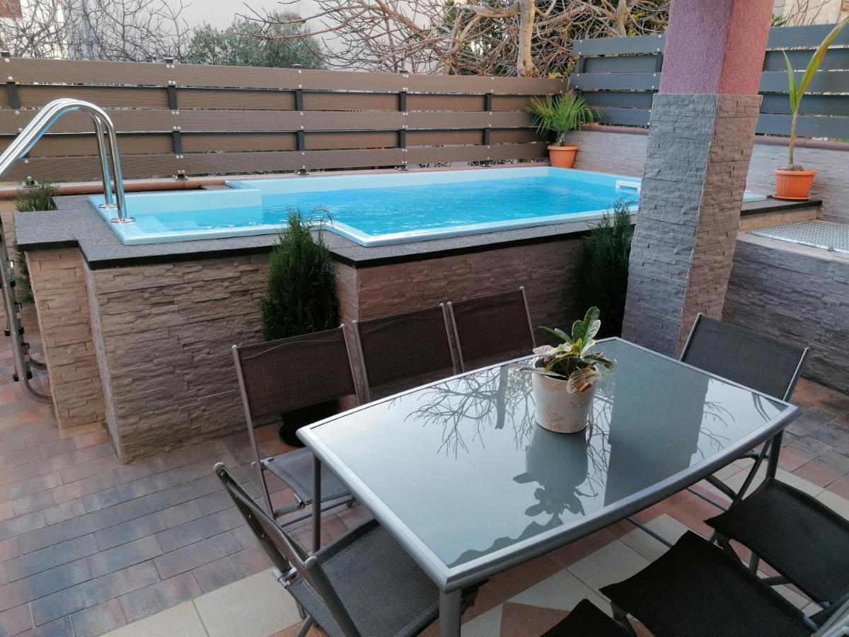 הוילה House Srima-Vodice Dalmatia מראה חיצוני תמונה